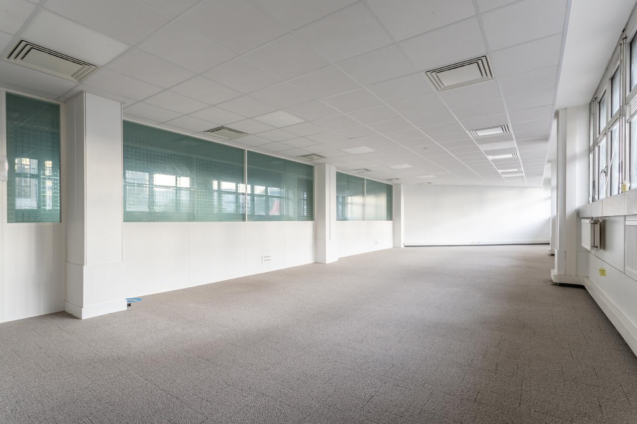 Bureau Fontenay-sous-Bois 712m² Location bureau Fontenay-sous-Bois Val-de-Marne OLBUR2107180 6